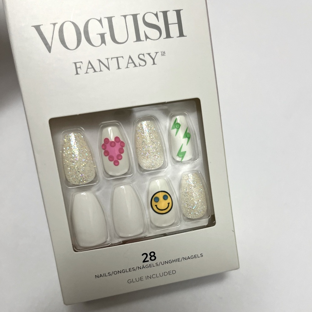 NWT 🙂💖 KISS NY Voguish Fantasy Nails - Glow up - Picture 3 of 12